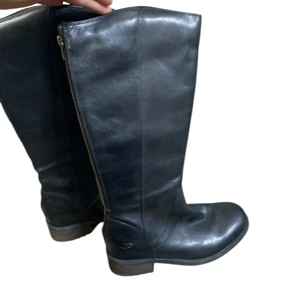 UGG Women's Seldon Riding Boot Black Leather - Picture 7 of 11